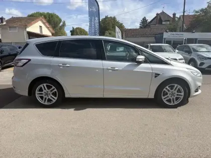 Photo 18 Ford S-max  2.0 EcoBlue 150ch Titanium Euro6.2 7 PLACES