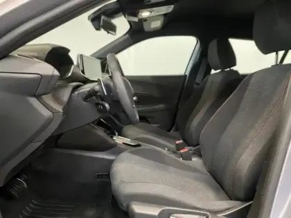 Photo 7 Peugeot 2008  1.2 Hybrid 145ch Style e-DCS6