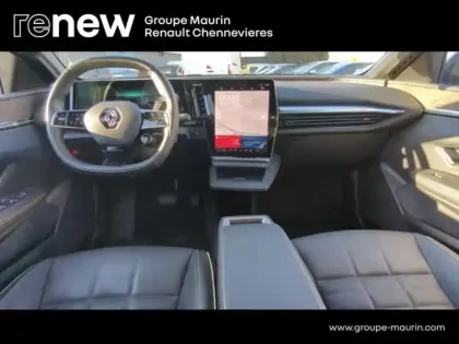 Photo 10 Renault Megane  E-Tech Electric EV60 220ch Iconic super charge -C