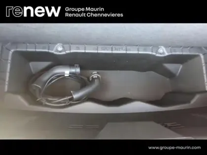 Photo 12 Renault Megane  E-Tech Electric EV60 220ch Iconic super charge -C