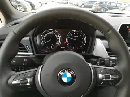 Photo 14 BMW Serie 2 Série 2 ActiveTourer 216i 109ch  M Sport