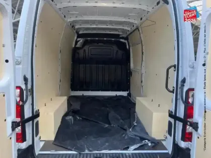 Photo 13 Renault Master  Fg F3300 L2H2 2.3 Blue dCi 135ch Grand Confort Euro6