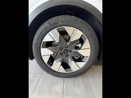 Photo 8 Ford Explorer  286ch Extended Range 79kWh Pack Premium RWD