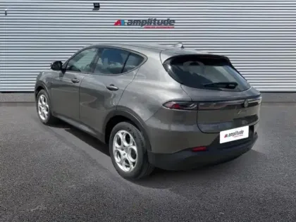 Photo 6 Alfa Romeo Tonale  1.5 Hybrid 130ch Super TCT