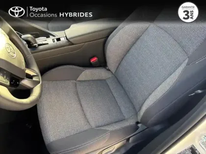 Photo 10 Toyota C-HR  1.8 Hybride 140ch Graphic MY26