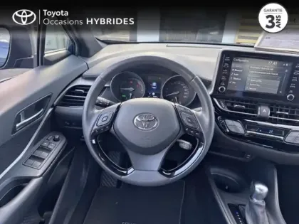 Photo 8 Toyota C-HR  1.8 Hybride 122ch Dynamic Ultimate E-CVT