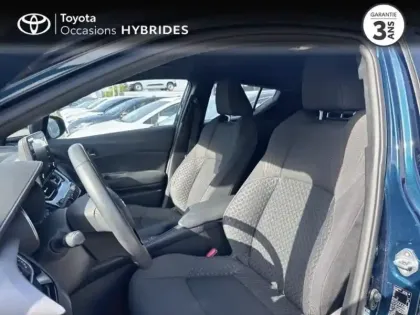 Photo 10 Toyota C-HR  1.8 Hybride 122ch Dynamic Ultimate E-CVT