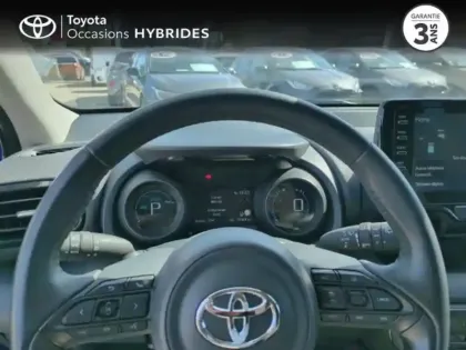 Photo 12 Toyota Yaris  116h Design 5p MY22