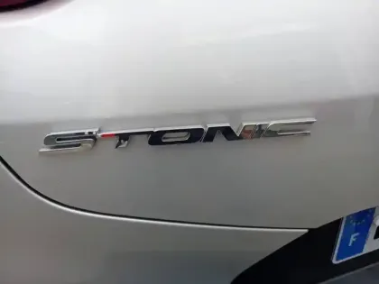 Photo 12 Kia Stonic  1.0 T-GDi 100ch ISG Design Euro6d-T