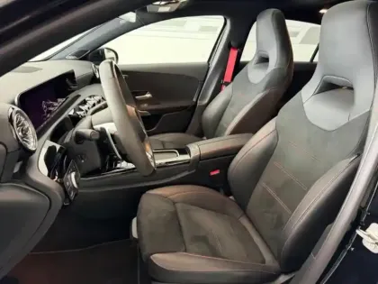 Photo 10 Mercedes Classe A  45 AMG 421ch S 4Matic+ 8G-DCT Speedshift AMG