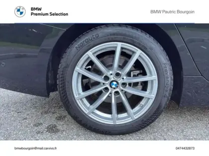 Photo 13 BMW Serie 3 Série 3 Touring 318dA 150ch Business Design