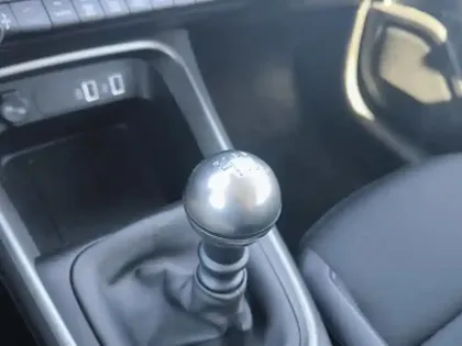 Photo 14 Jeep Avenger  1.2 Turbo T3 100ch Altitude