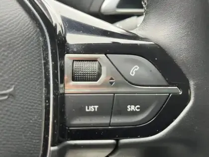 Photo 10 Peugeot 3008  1.2 PureTech 130ch S&S Allure Pack