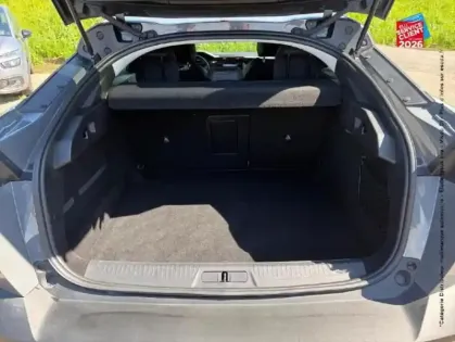 Photo 13 Peugeot 408  Hybrid 136ch Allure e-DCS6