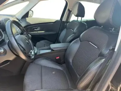 Photo 8 Renault Scenic  1.5 dCi 110ch energy Intens EDC