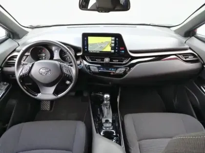 Photo 11 Toyota C-HR  122h Design 2WD E-CVT RC18