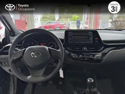 Photo 7 Toyota C-HR  1.2 Turbo 116ch Distinctive 2WD