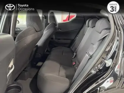 Photo 11 Toyota C-HR  1.2 Turbo 116ch Distinctive 2WD