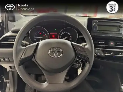 Photo 8 Toyota C-HR  1.2 Turbo 116ch Distinctive 2WD