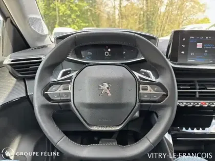 Photo 13 Peugeot 208  1.2 PureTech 100ch S&S Allure Pack EAT8