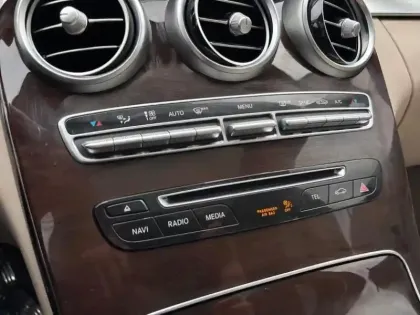 Photo 14 Mercedes Classe C  Break 200 4Matic 9G-Tronic