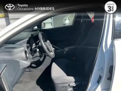 Photo 14 Toyota C-HR  2.0 Hybride 200ch Design MY25