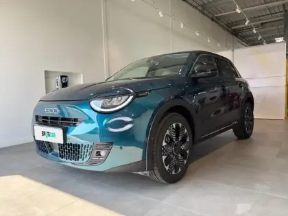 Photo 13 Fiat 600  1.2 Hybrid Turbo 145ch La Prima eDCT6