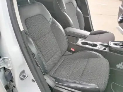 Photo 14 Renault Arkana  E-Tech hybride 145 - 22