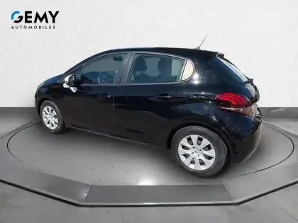 Photo 6 Peugeot 208  PureTech 68ch BVM5