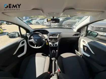 Photo 7 Peugeot 208  PureTech 68ch BVM5