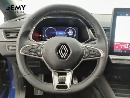 Photo 12 Renault Captur  E-Tech full hybrid 145 ch