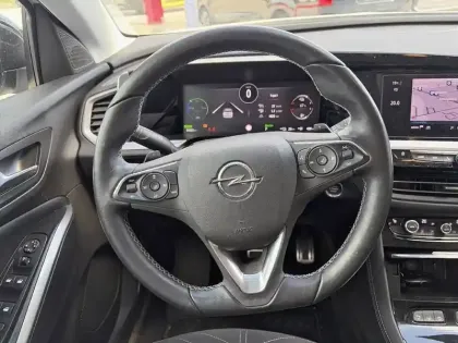 Photo 8 Opel Grandland  Hybrid 225 ch BVA8