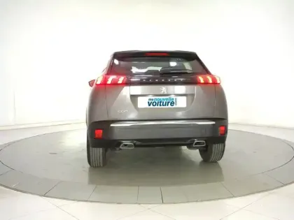 Photo 26 Peugeot 2008  PureTech 130 S&S BVM6