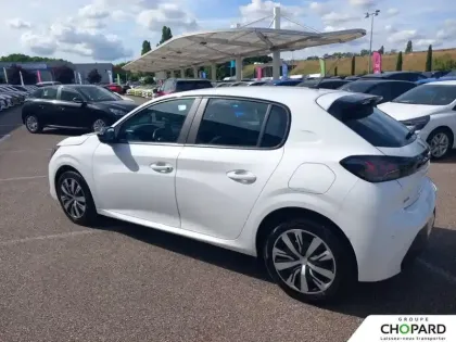 Photo 29 Peugeot 208  PureTech 75 S&S BVM5
