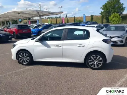 Photo 31 Peugeot 208  PureTech 75 S&S BVM5