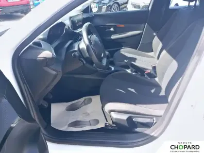 Photo 10 Peugeot 208  PureTech 75 S&S BVM5
