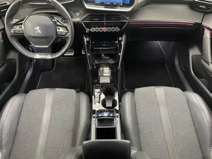Photo 24 Peugeot 208  Electrique 50 kWh 136ch