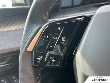 Photo 16 Peugeot 5008  Hybrid 145 ch e-DCS6