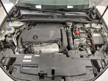 Photo 27 Peugeot 508  SW Hybrid4 360 e-EAT8 Peugeot Sport Engineered