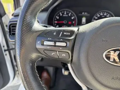 Photo 18 Kia Rio  1.0 T-GDi 100 ch MHEV iBVM6