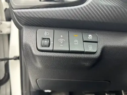 Photo 39 Kia Rio  1.0 T-GDi 100 ch MHEV iBVM6