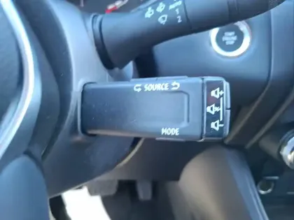 Photo 46 Renault Captur  E-Tech full hybrid 145