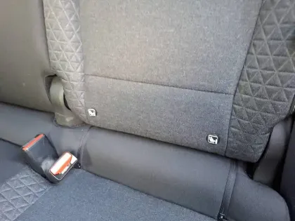 Photo 26 Renault Captur  E-Tech full hybrid 145