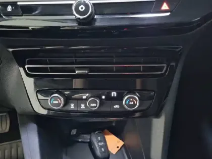 Photo 26 Opel Mokka  Electrique 136 ch & Batterie 50 kWh