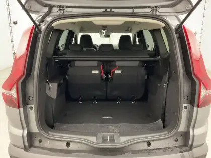 Photo 13 Dacia Jogger  Hybrid 140 5 places GSR2