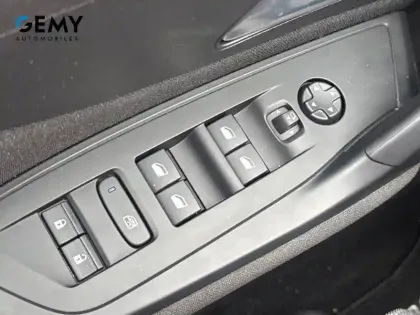 Photo 15 Peugeot 308  PHEV 180 e-EAT8