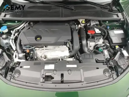 Photo 40 Peugeot 308  PHEV 180 e-EAT8