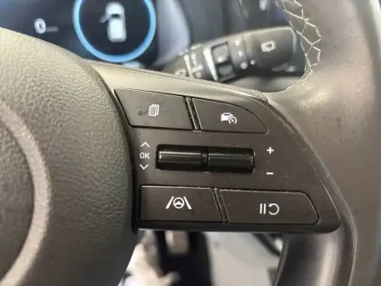 Photo 29 Hyundai Bayon  1.0 T-GDi 100 Hybrid 48V