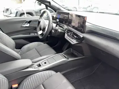 Photo 11 Renault Clio  E-Tech full hybrid 160 ch