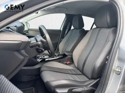 Photo 8 Peugeot 208  Electrique 50 kWh 136ch